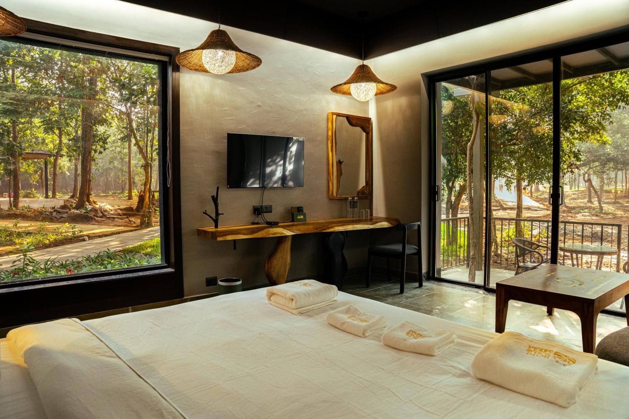Hotel Sonar Bangla Joypur Forest Exteriör bild