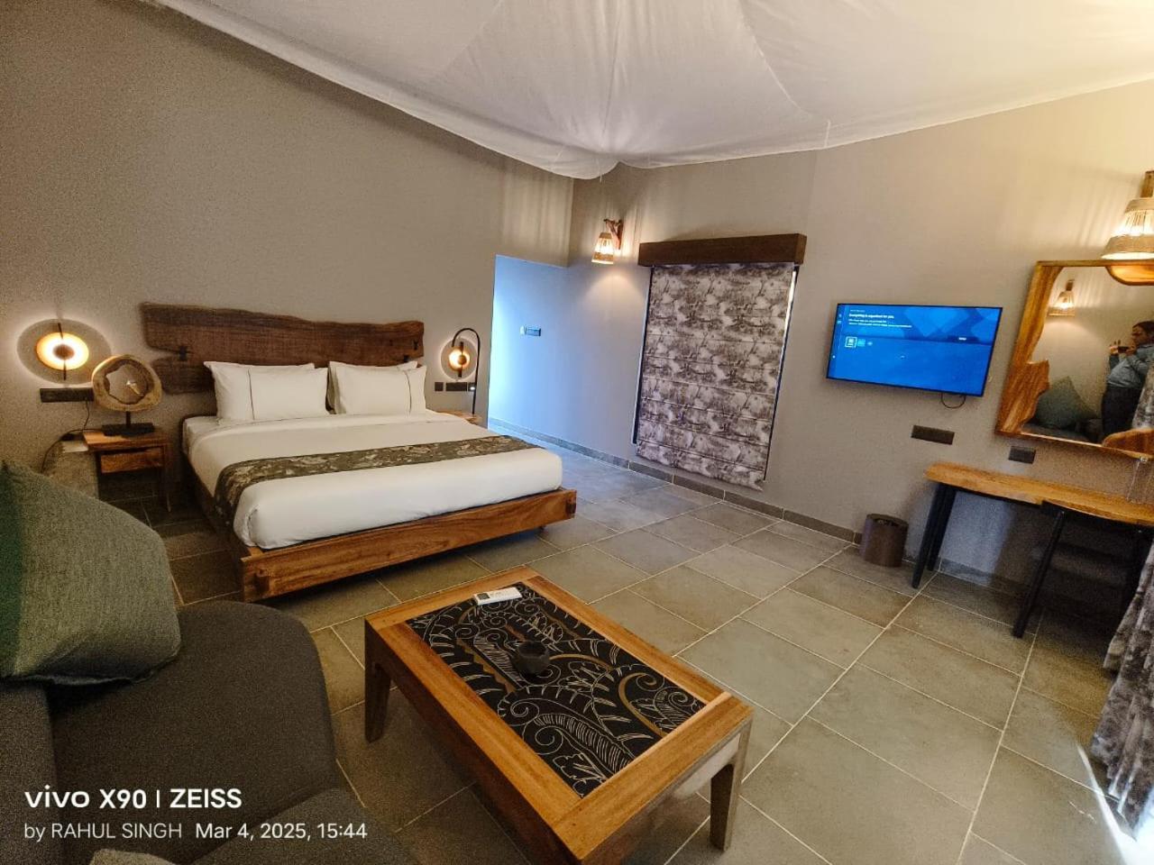 Hotel Sonar Bangla Joypur Forest Exteriör bild